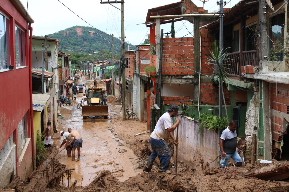 Chuvas no litoral norte de São Paulo