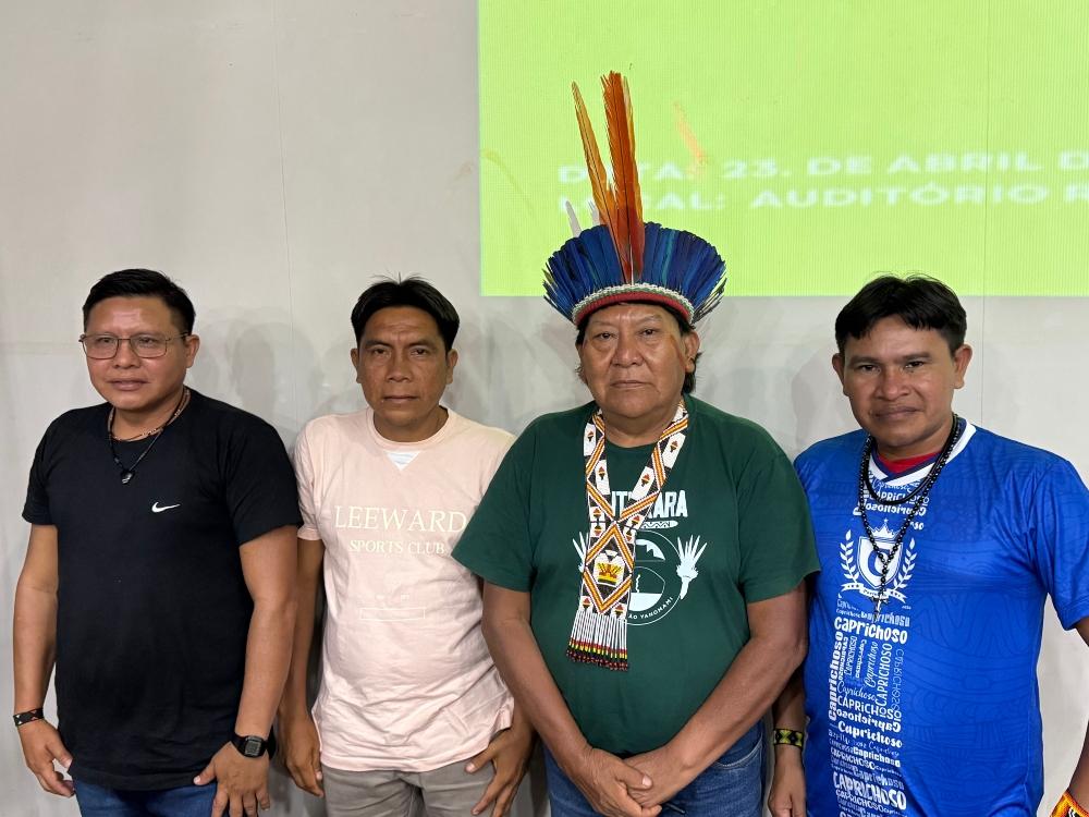 Da esquerda para direita: Modesto, Edinho, Davi e Odorico após a conclusão das três defesas