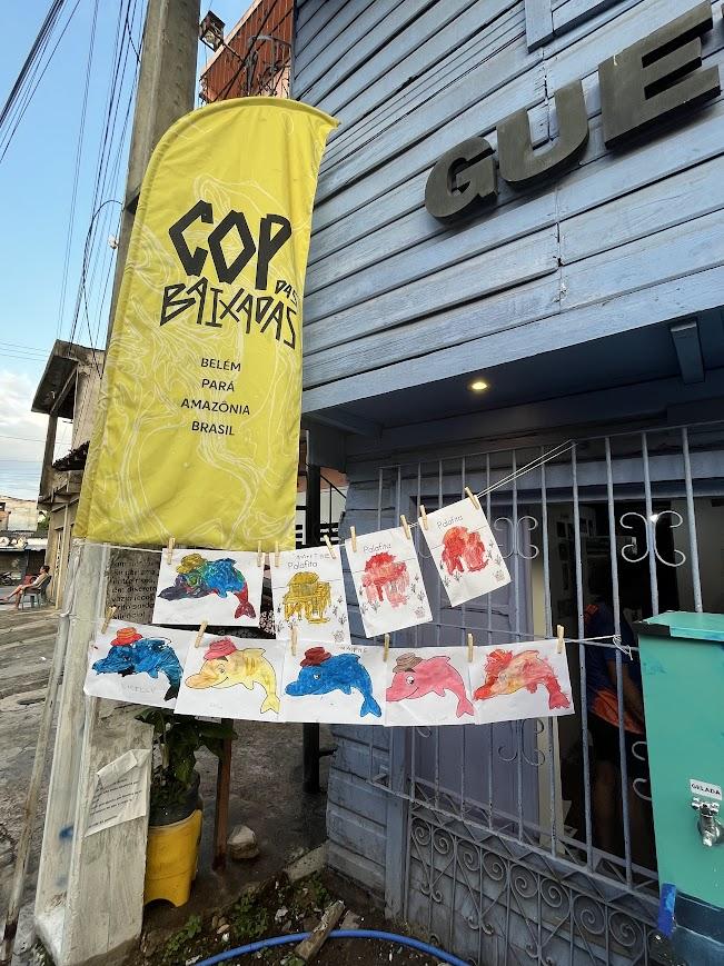 Imagem mostra resultados das artes das crianças que participaram da oficina de artes